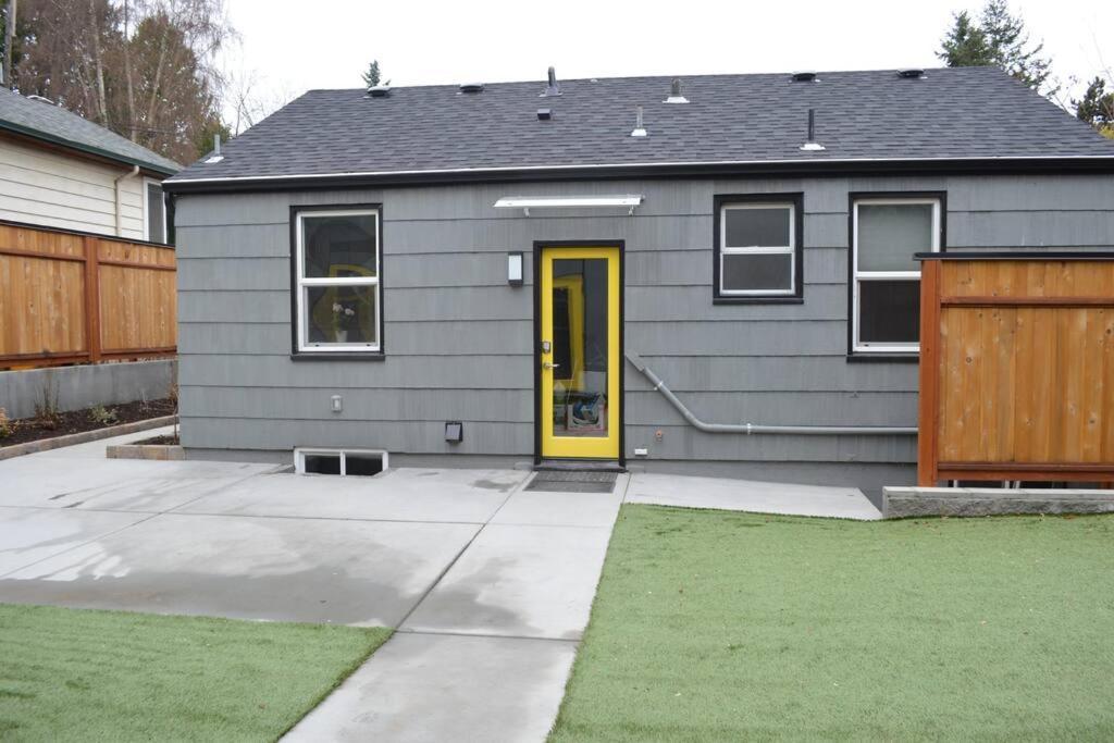 Cozy Crown Hill Carkeek Cottage W/3 Beds, Full Kitchen & Backyard In North Seattle Exterior foto