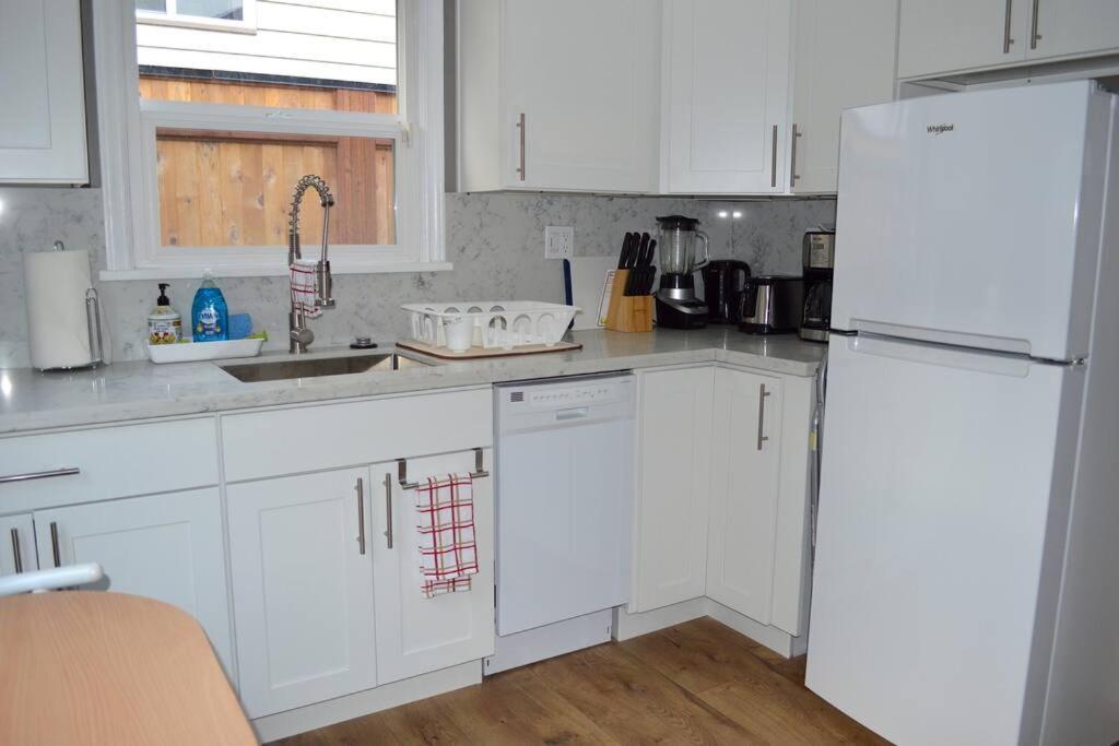 Cozy Crown Hill Carkeek Cottage W/3 Beds, Full Kitchen & Backyard In North Seattle Exterior foto